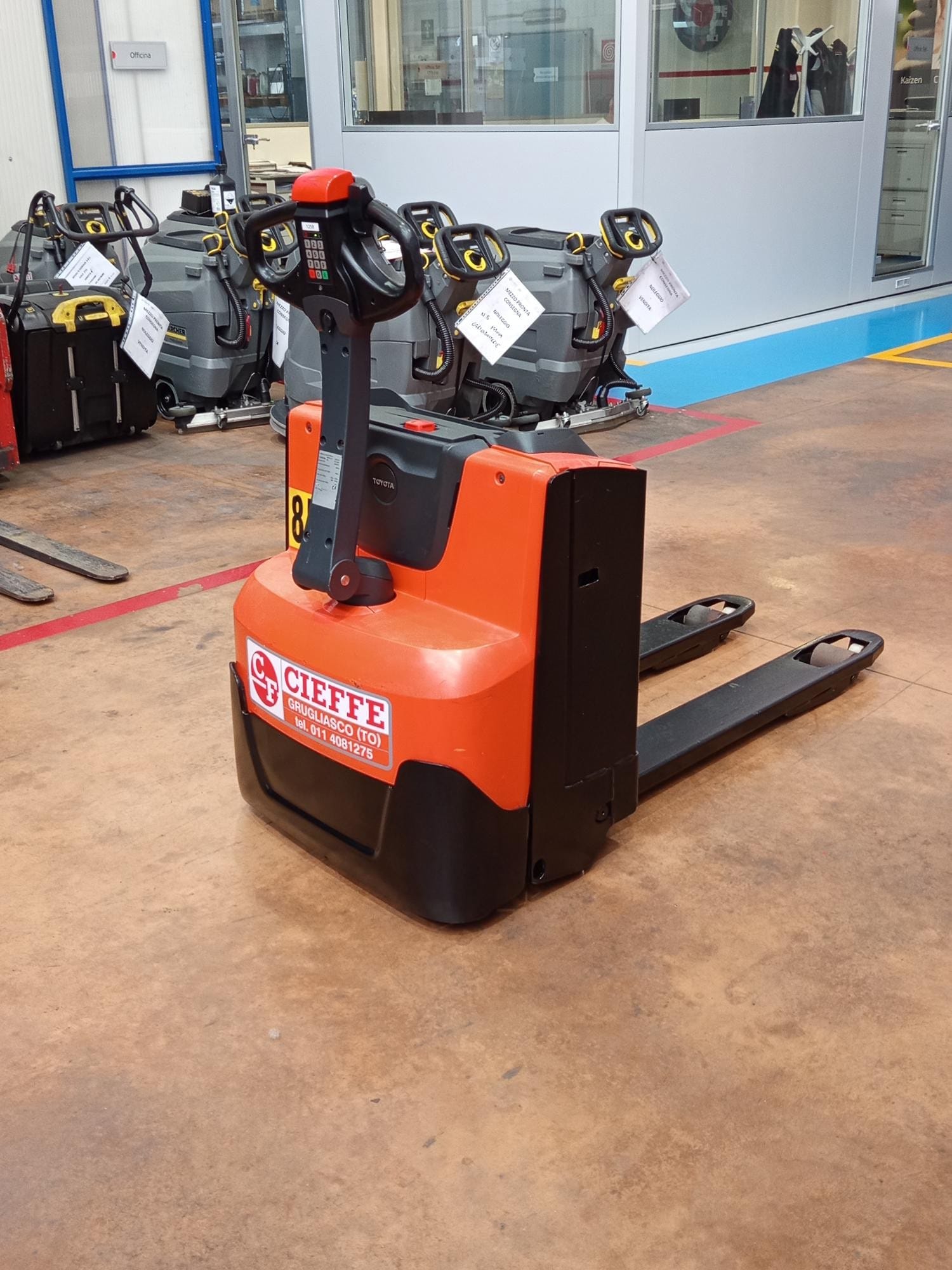 TRANSPALLET ELETTRICO BT LWE 160