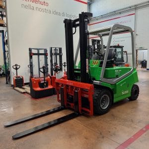 CARRELLO ELEVATORE ELETTRICO CESAB MAK 500 AC